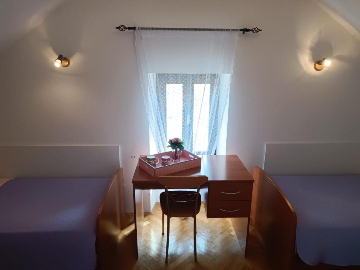Diocletian Garden Centar Apartment สปลิท ภายนอก รูปภาพ