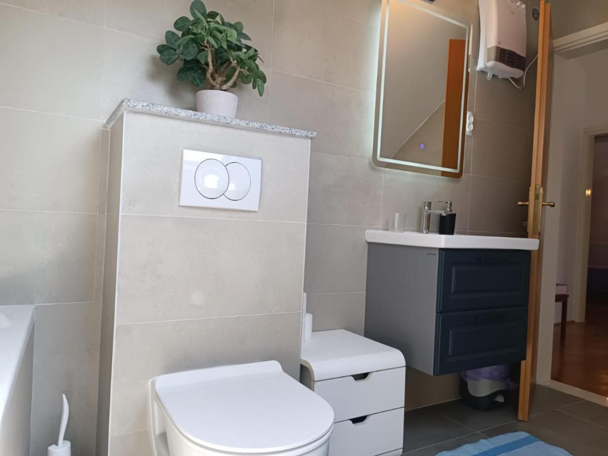 Diocletian Garden Centar Apartment สปลิท ภายนอก รูปภาพ