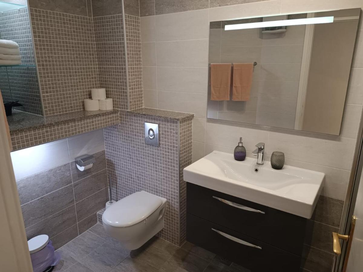 Diocletian Garden Centar Apartment สปลิท ภายนอก รูปภาพ